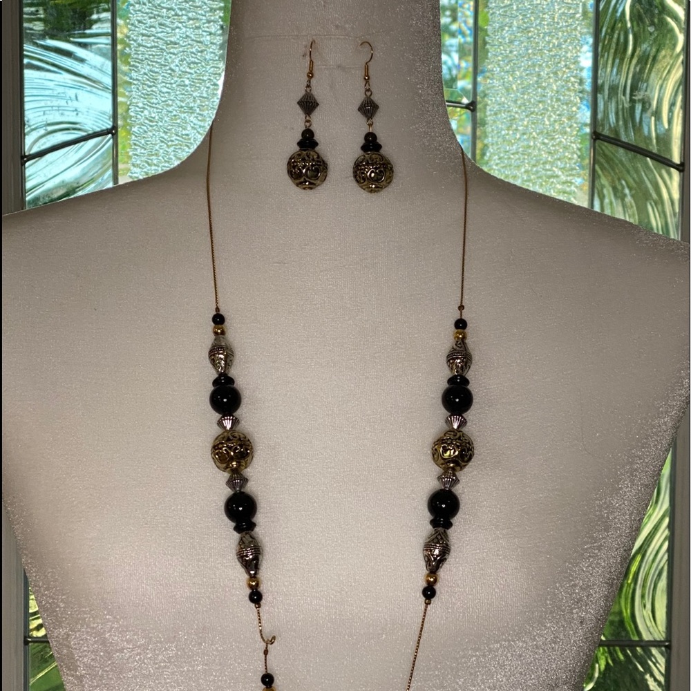 Necklace and earrings
